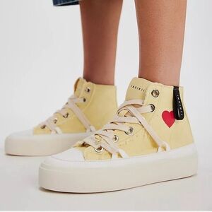 Inuikii Pale Yellow High-Top Canvas Sneakers with Red Heart